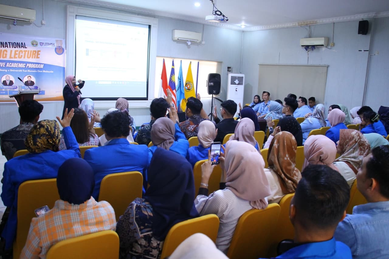 INTERNASIONAL VISITING LECTURE A COLLABORATIVE ACADEMIC PROGRAM STISIPOL Candradimuka X Universiti T